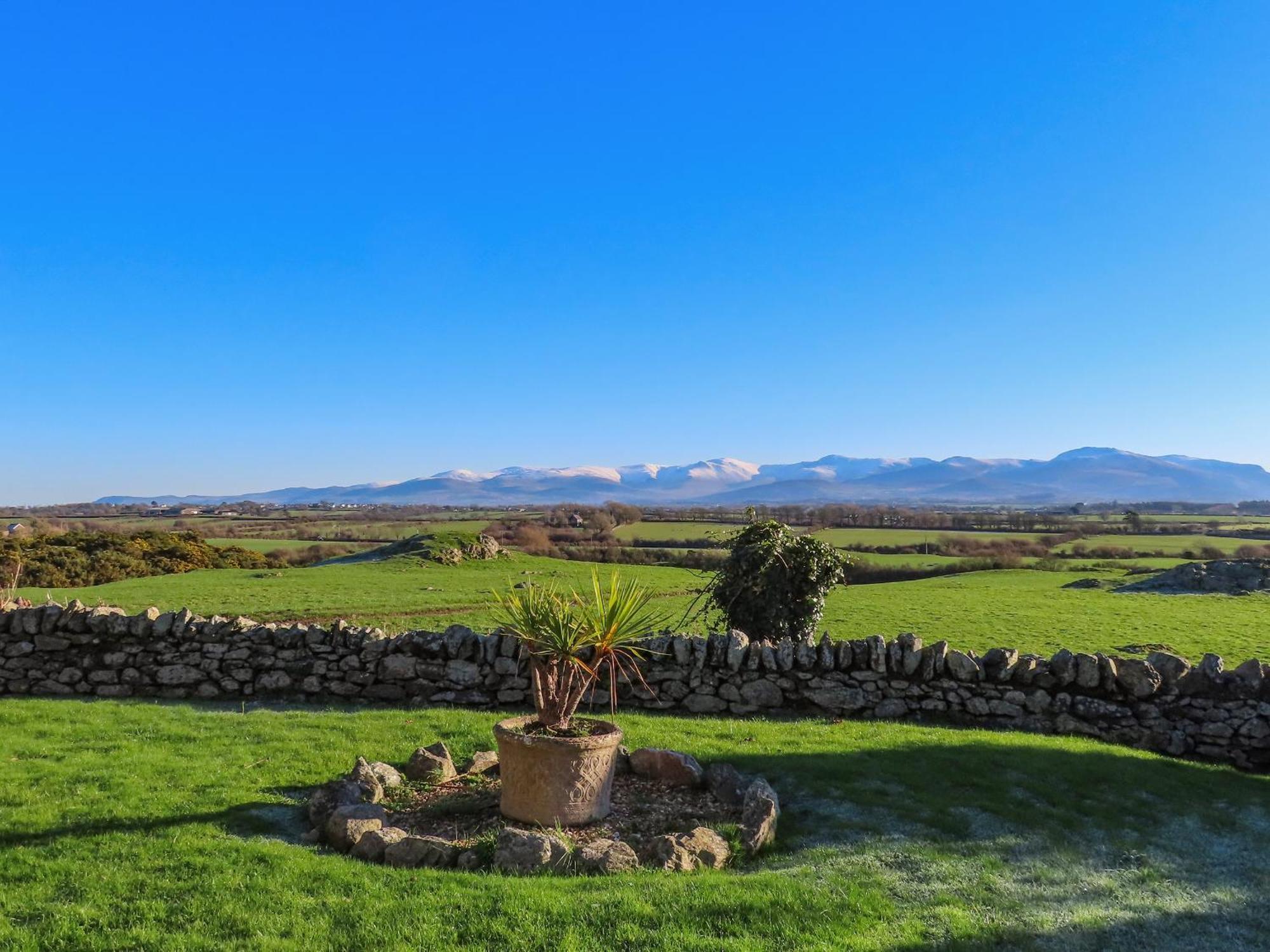 فيلا Cosy Barn Dwyran المظهر الخارجي الصورة